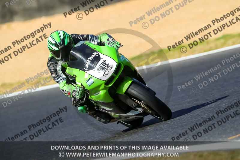 brands hatch photographs;brands no limits trackday;cadwell trackday photographs;enduro digital images;event digital images;eventdigitalimages;no limits trackdays;peter wileman photography;racing digital images;trackday digital images;trackday photos